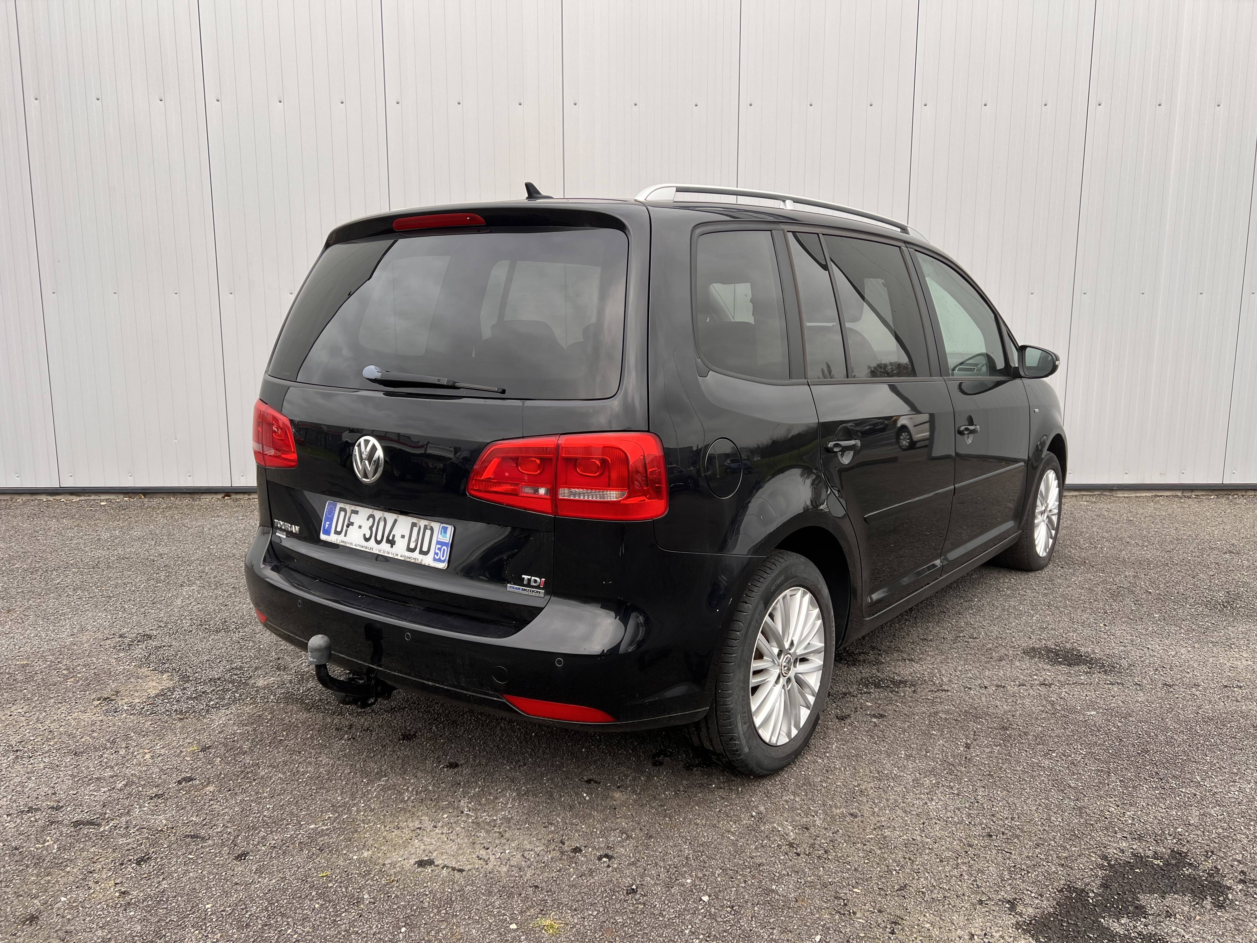 VOLKSWAGEN TOURAN • Cup DSG7