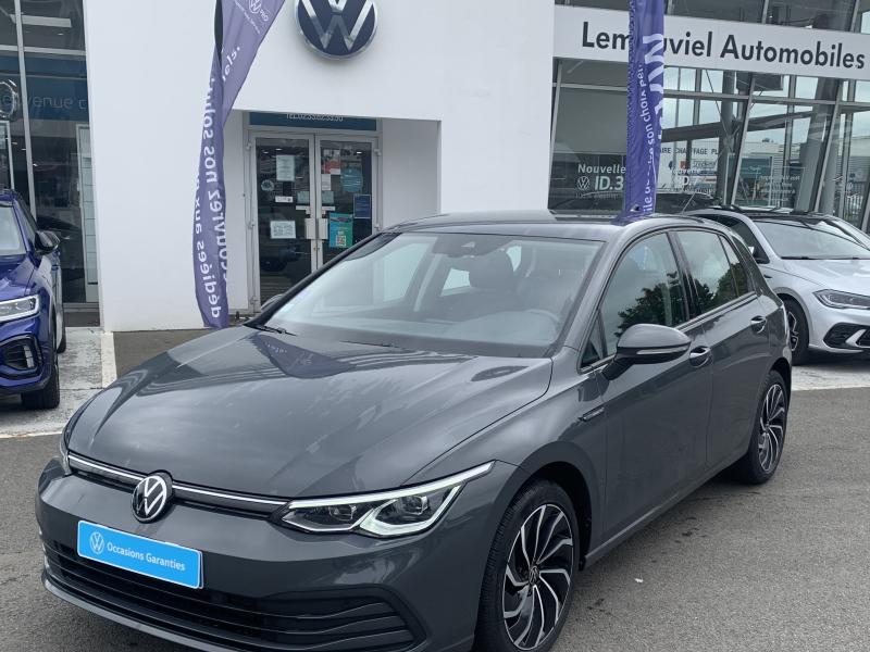 VOLKSWAGEN GOLF • Life 1st