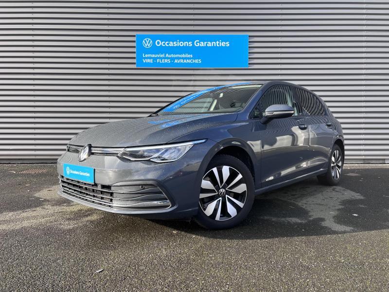 VOLKSWAGEN GOLF • Life Plus