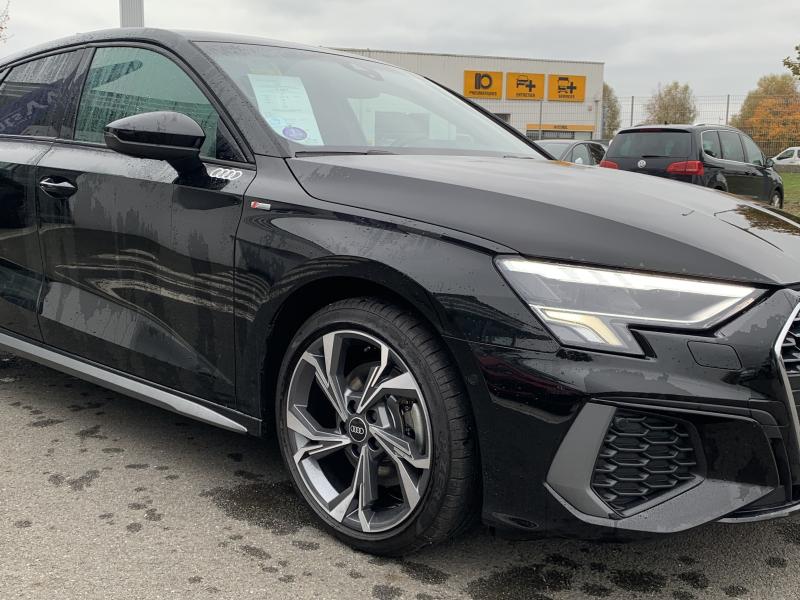 AUDI A3 SPORTBACK • S Line