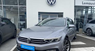 VOLKSWAGEN PASSAT SW • Elegance