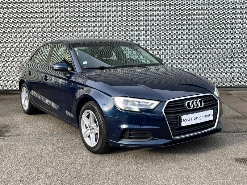 AUDI A3 BERLINE BUSINESS • Business line