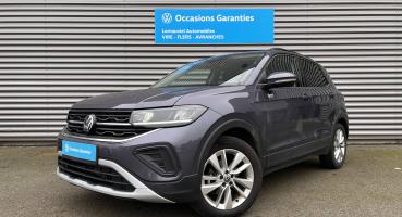 VOLKSWAGEN T-CROSS • Life