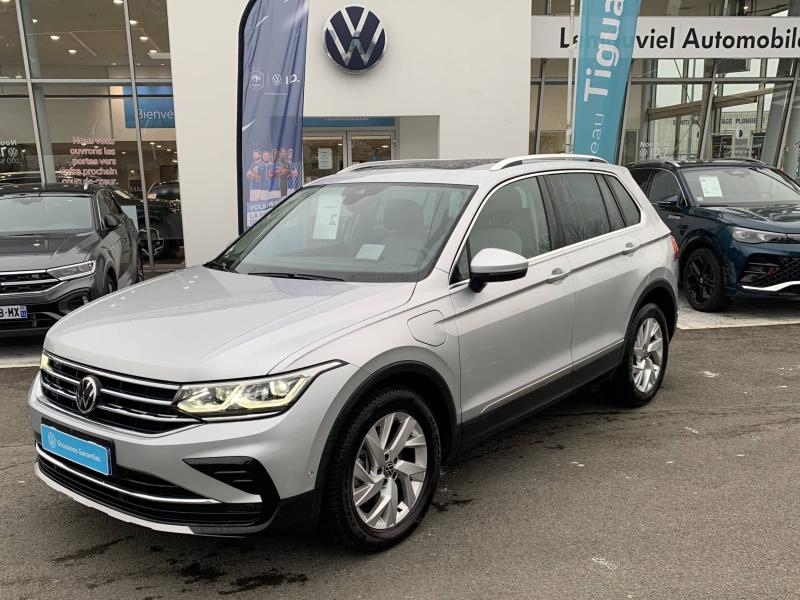 VOLKSWAGEN TIGUAN • Elegance Exclusive