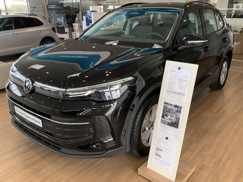 VOLKSWAGEN TIGUAN • Life Plus