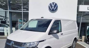VOLKSWAGEN TRANSPORTER 6.1 VAN