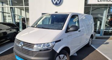 VOLKSWAGEN UTILITAIRES TRANSPORTER 6.1 VAN • BUSINESS LINE PLUS