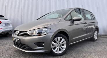 VOLKSWAGEN GOLF SPORTSVAN • Confortline