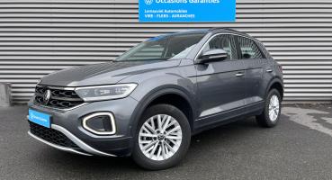 VOLKSWAGEN T-ROC • Life