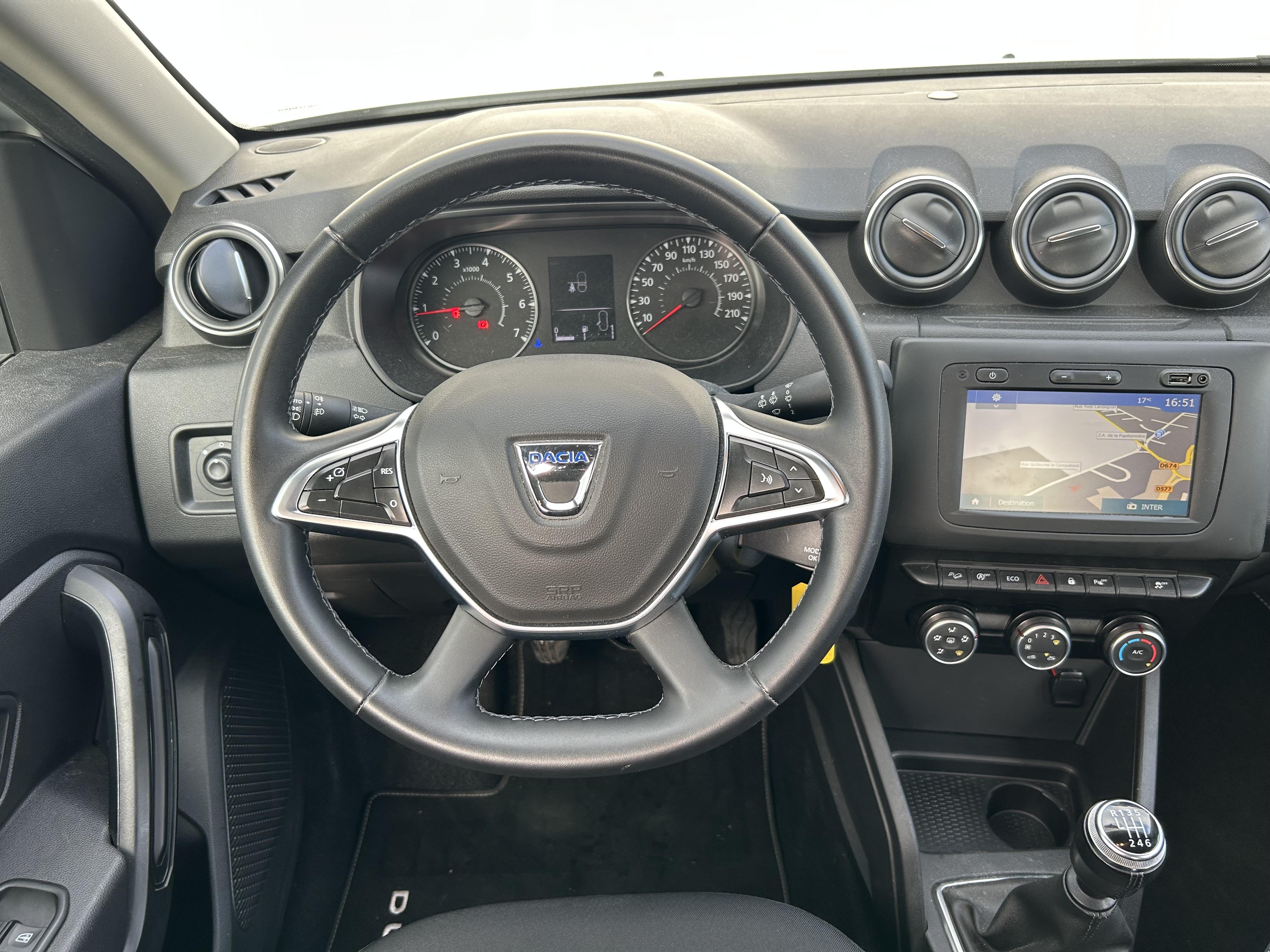 DACIA DUSTER • Confort