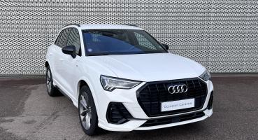AUDI Q3 &bull; S line
