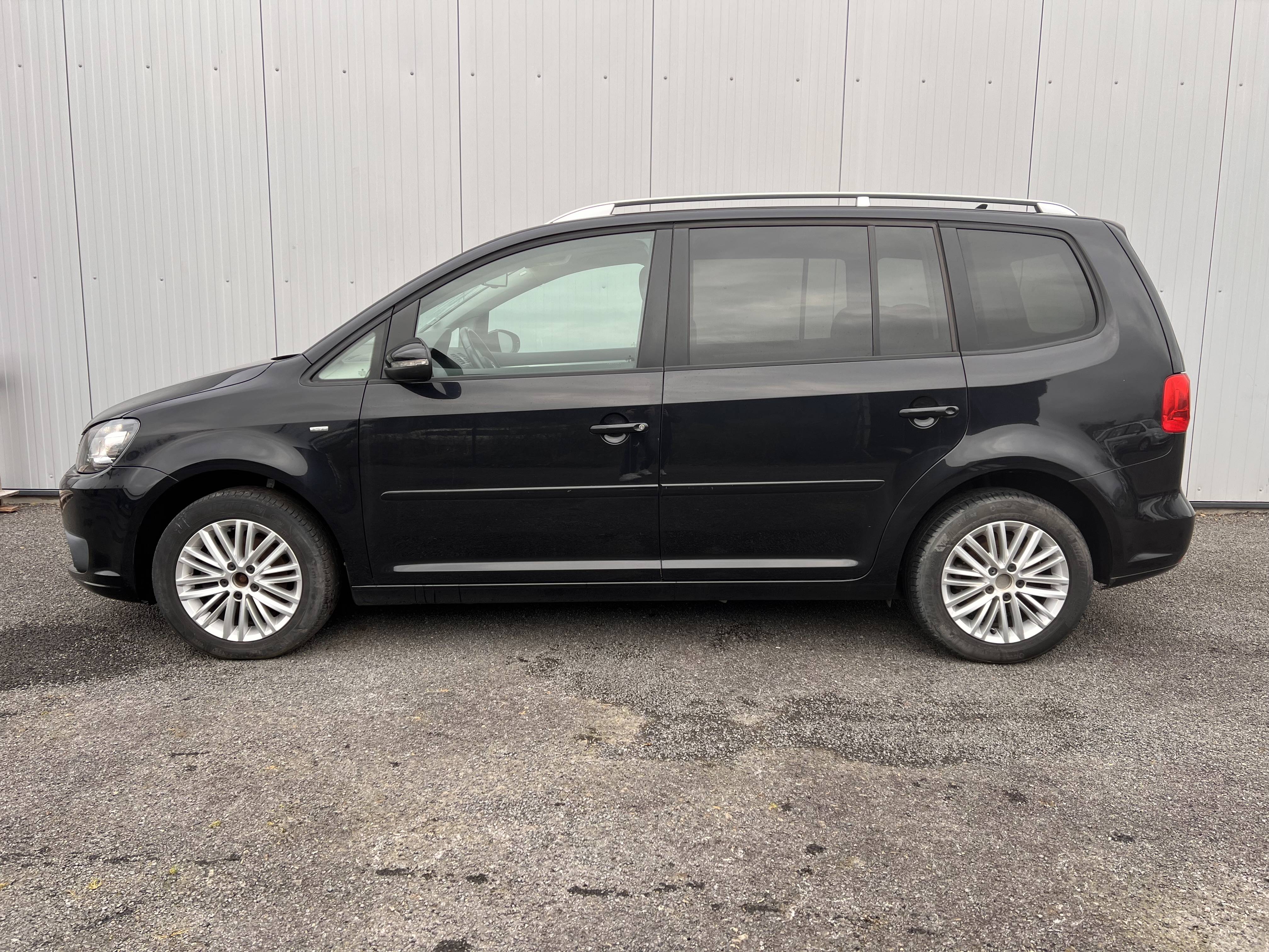 VOLKSWAGEN TOURAN • Cup DSG7
