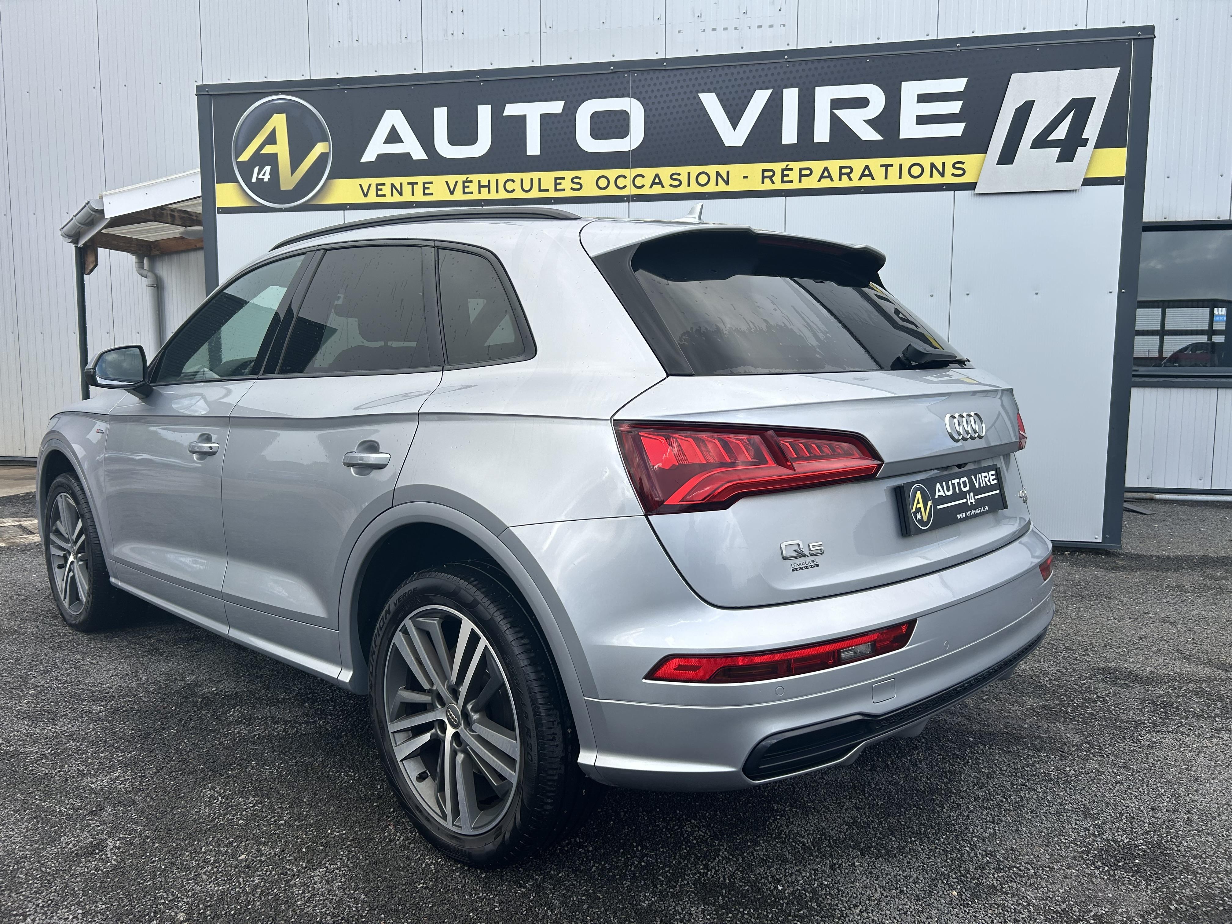 AUDI Q5 • S line