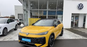 VOLKSWAGEN T-ROC &bull; R-Line